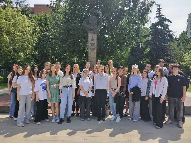 Традиционно в колледже организованы тематические краеведческие экскурсии, посвященные Дню Победы для обучающихся первого и второго...